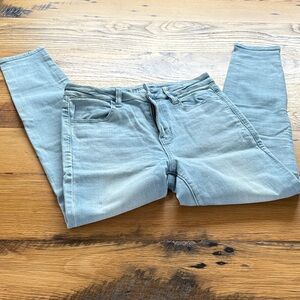 American Eagle Outfitters Ne(x)t Level Stretch Light Blue Jeggings - Size 8